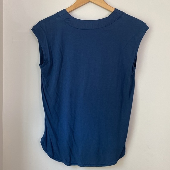 Banana Republic Blue Sleeveless Top Women’s Size Large Petite - Picture 2 of 8